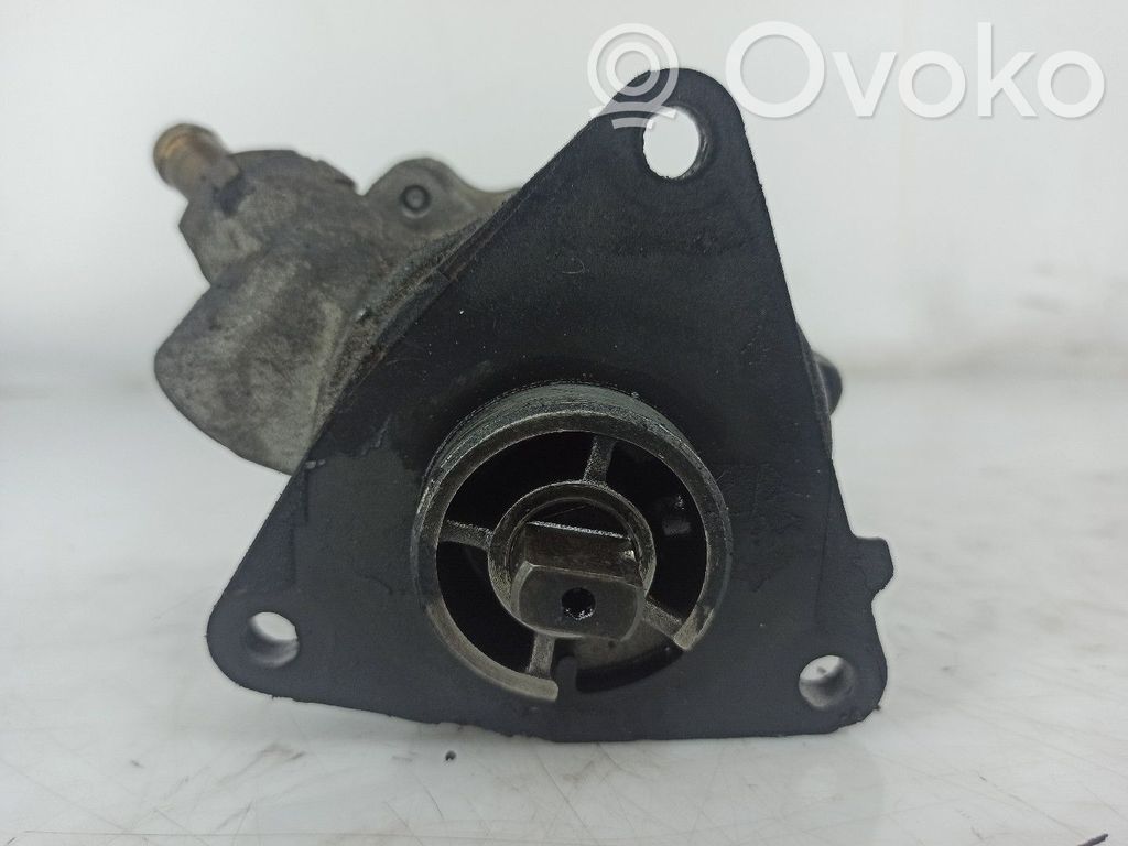 Vacuum pump   46533245