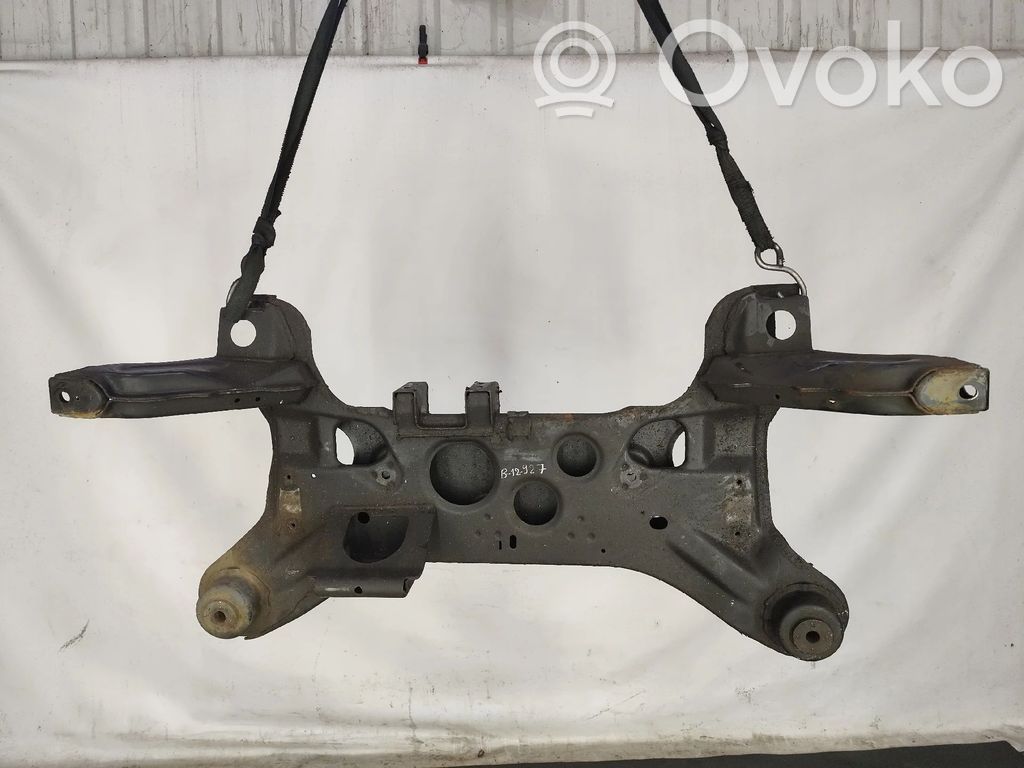 Ford Transit Priekinis traversas 