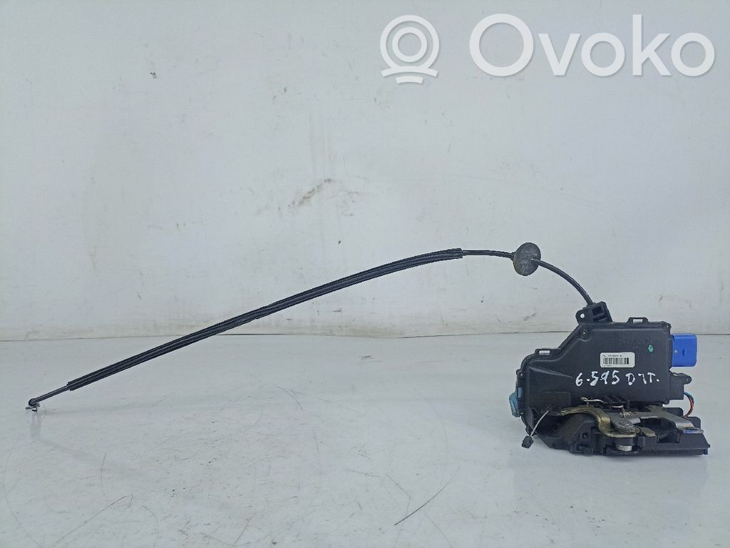 Volkswagen Golf V Serratura portiera anteriore