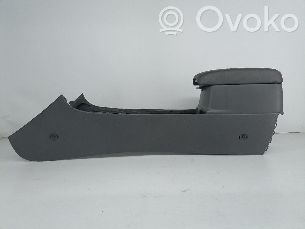 Keskikonsoli   GJ6A64441