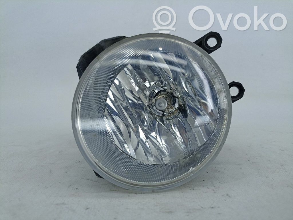 Etusumuvalo   8121002110,90008490RH