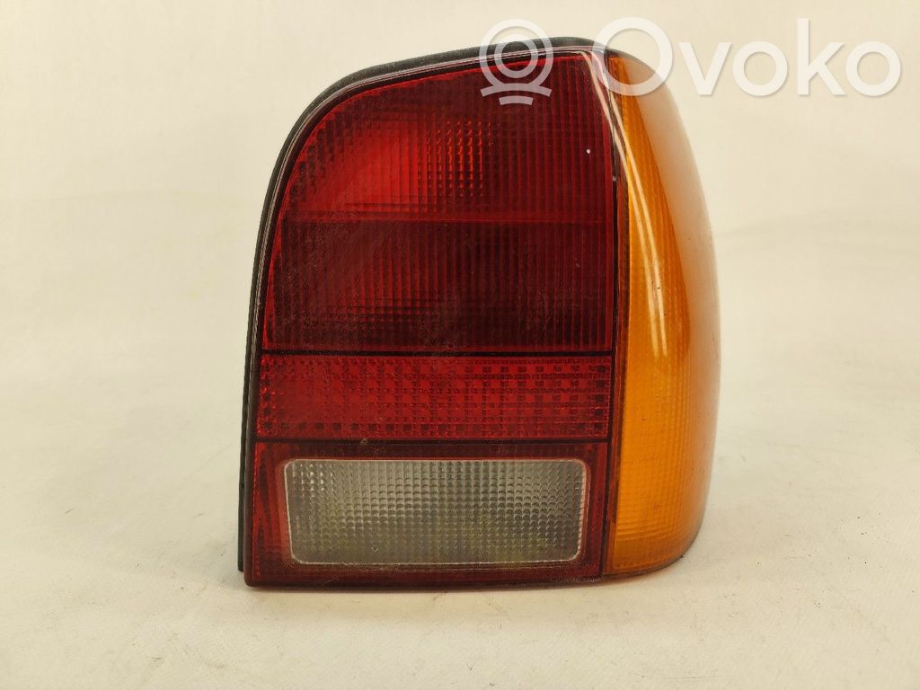 Volkswagen Polo III 6N 6N2 6NF Lampă spate în caroserie 