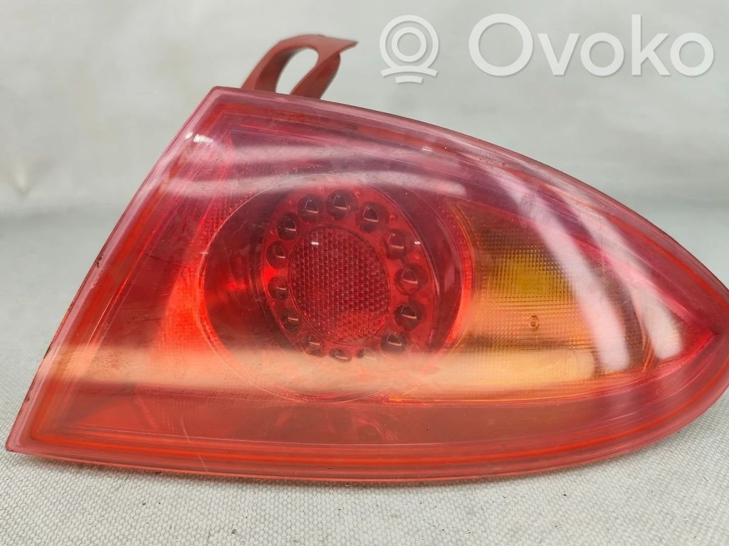 Seat Leon (1P) Luz trasera/de freno 