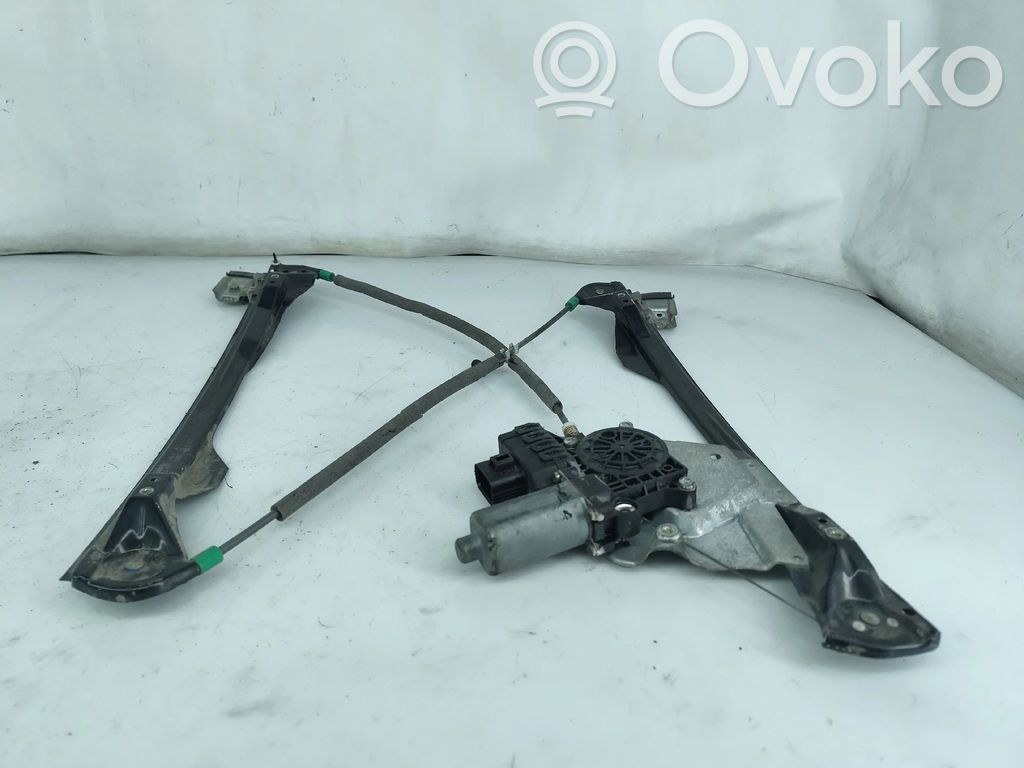 Ford Focus Front window lifting mechanism without motor 