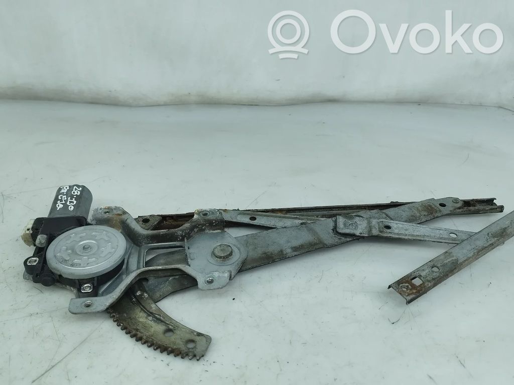 Daewoo Matiz Meccanismo di sollevamento del finestrino anteriore senza motorino
