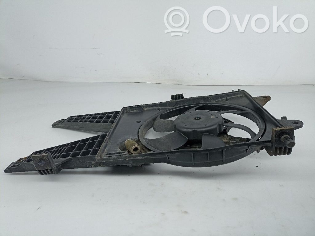 Fiat Punto (188) Ventilador eléctrico del radiador 