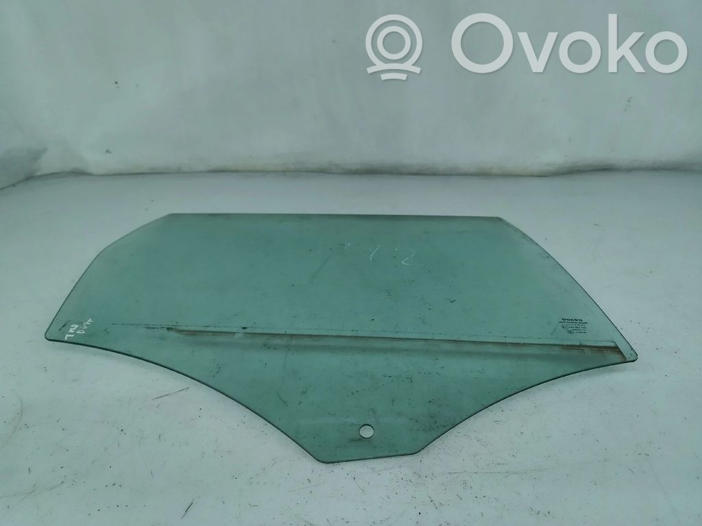 Volvo V70 Vetro del finestrino della portiera posteriore 