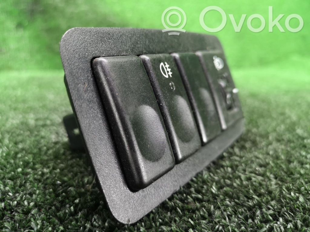 Hyundai Accent Multifunctional control switch/knob 