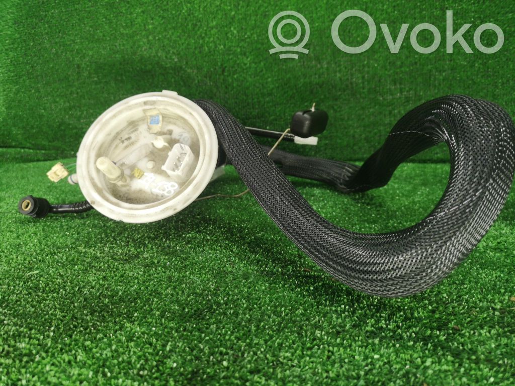 BMW 5 E60 E61 Polttoainetason anturi 