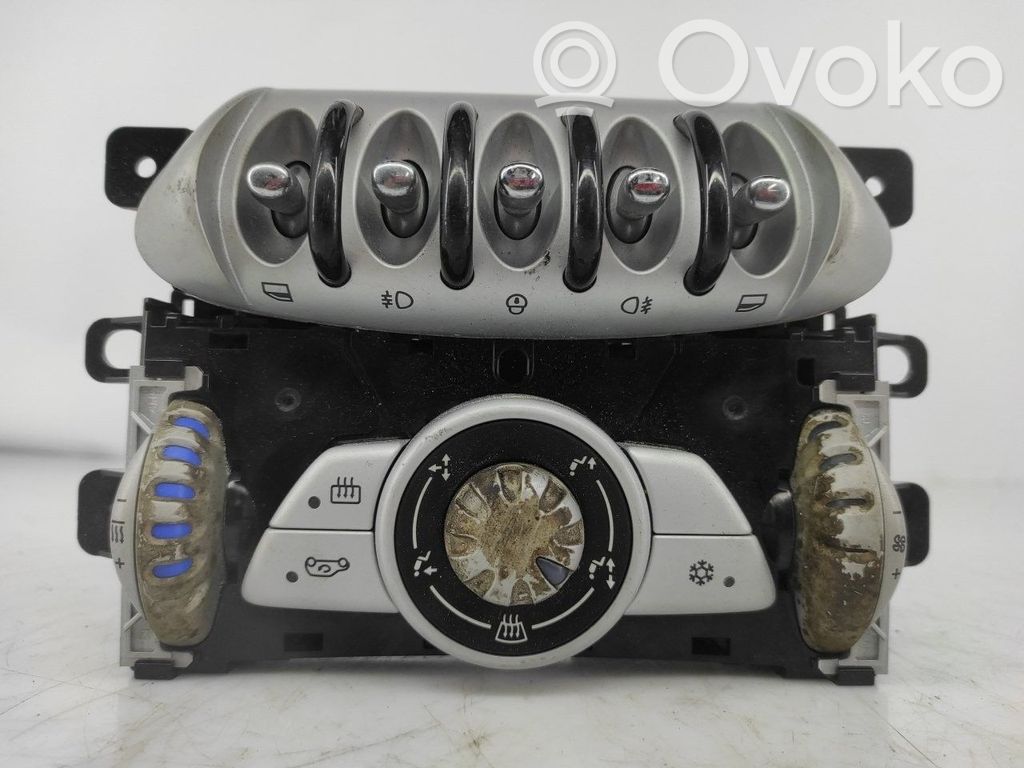 Climate control unit   69791104