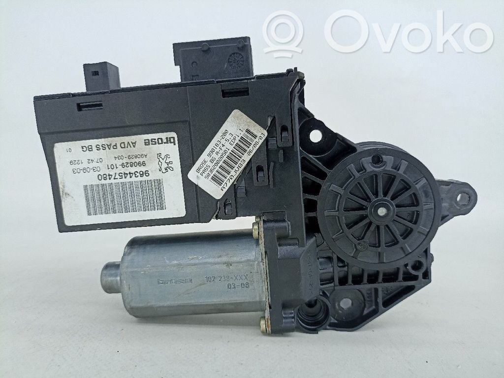 Peugeot 307 Motorino alzacristalli della portiera anteriore