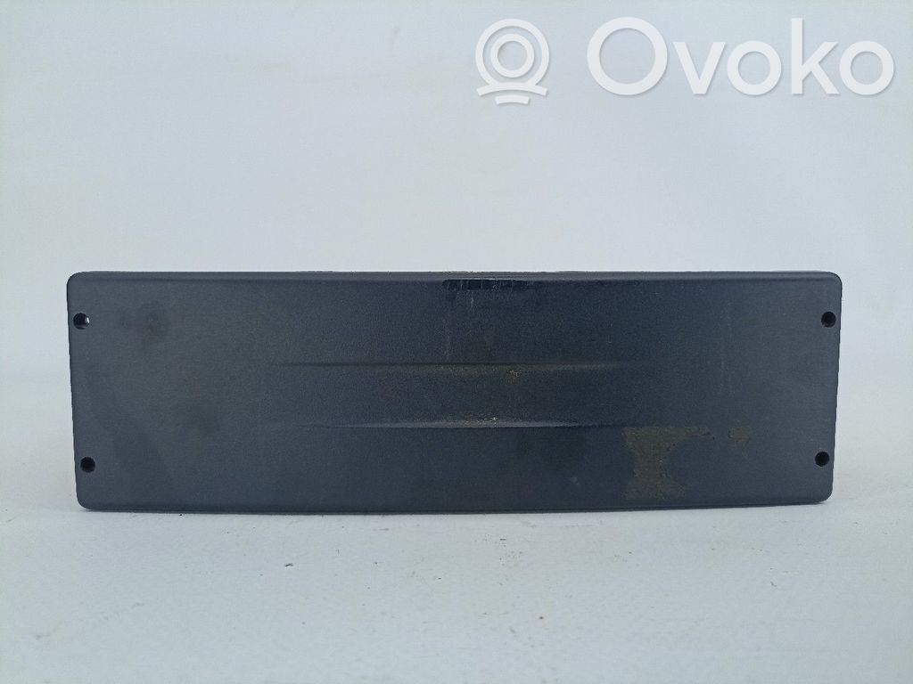 Radio / CD-Player / DVD-Player / Navigation   8200205833C,8200205833