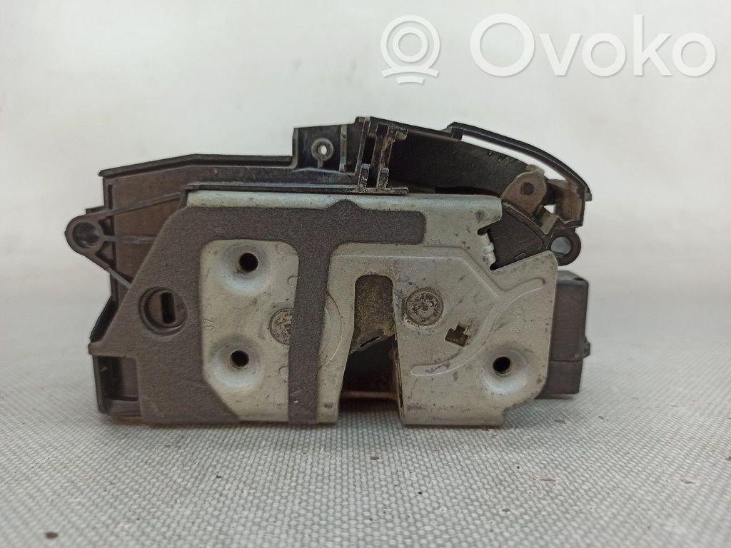 Etuoven lukko   BM5AA21812BD,4PINOS,921760103