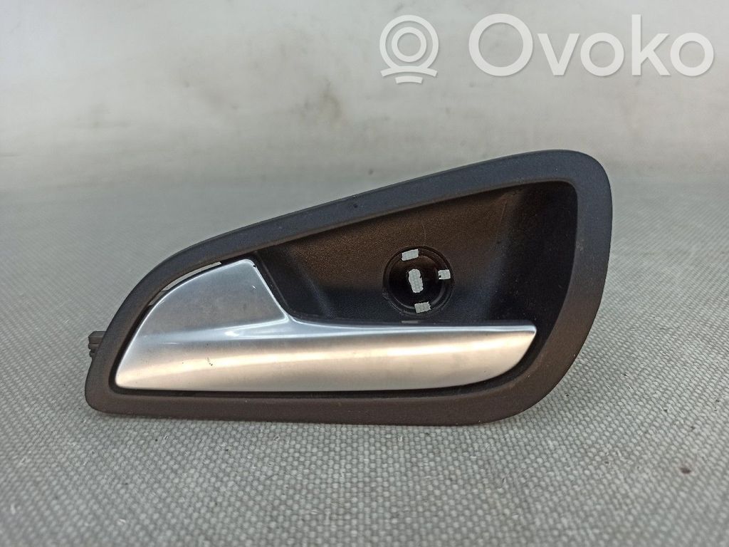 Poignée extérieure de porte arrière   AM51U22600BDW