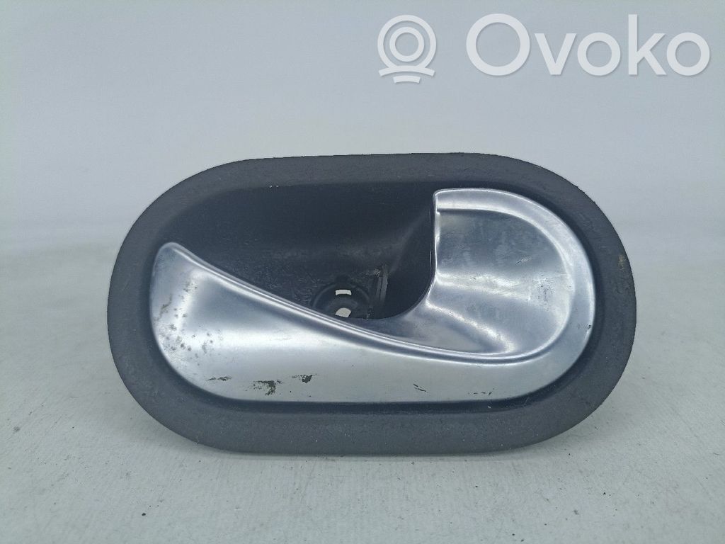 Mâner interior ușă spate   8200028486
