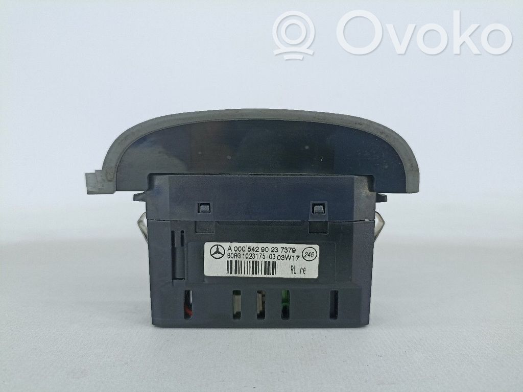 Mercedes-Benz S W220 Monitor/display/piccolo schermo 