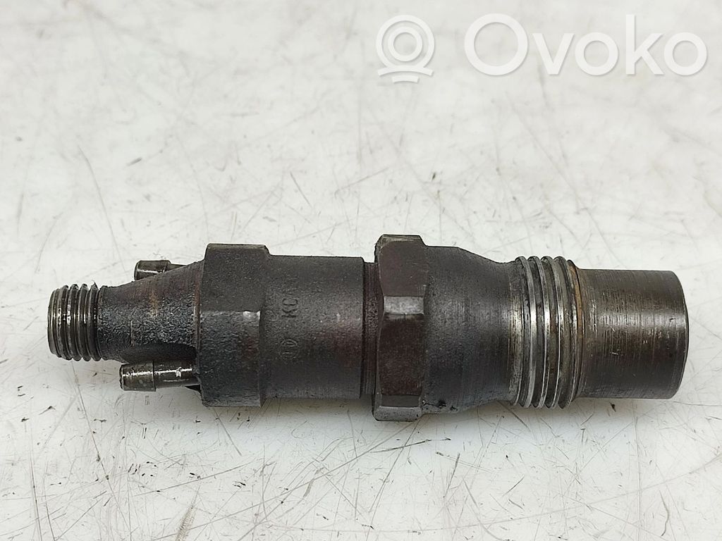 Volkswagen PASSAT B3 Inyector de combustible 