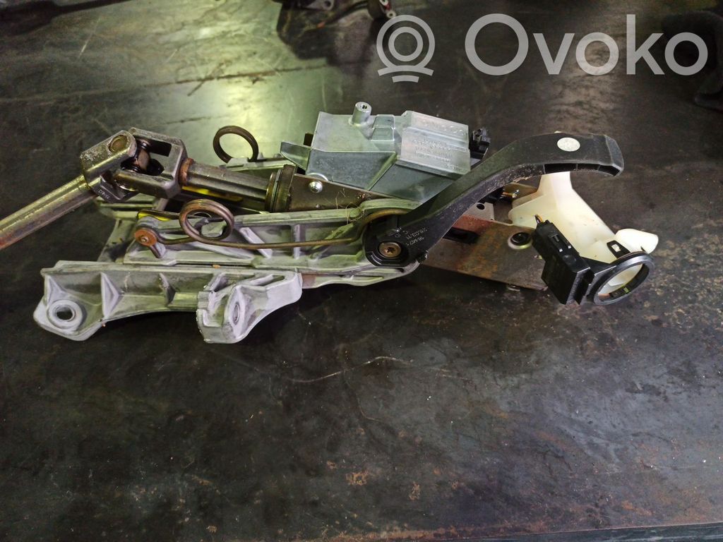 Volan   7G913F880,AV6N3F880