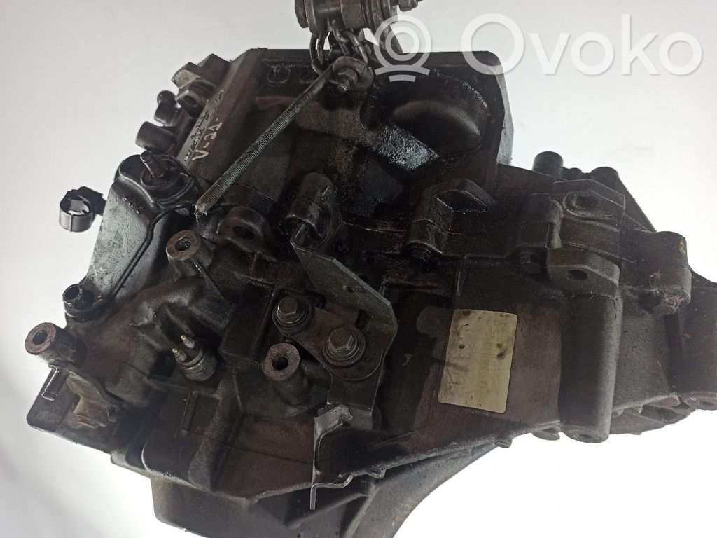 Mitsubishi Carisma Scatola del cambio manuale a 5 velocità 