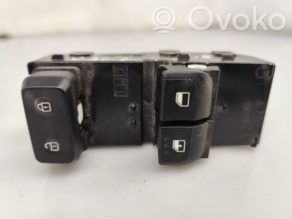 Electric window control switch   299181681,9357006400