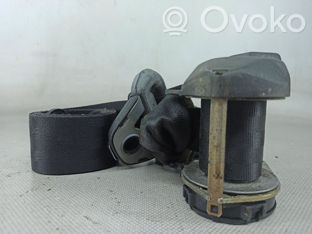 Volkswagen Polo II 86C 2F Cinturón trasero