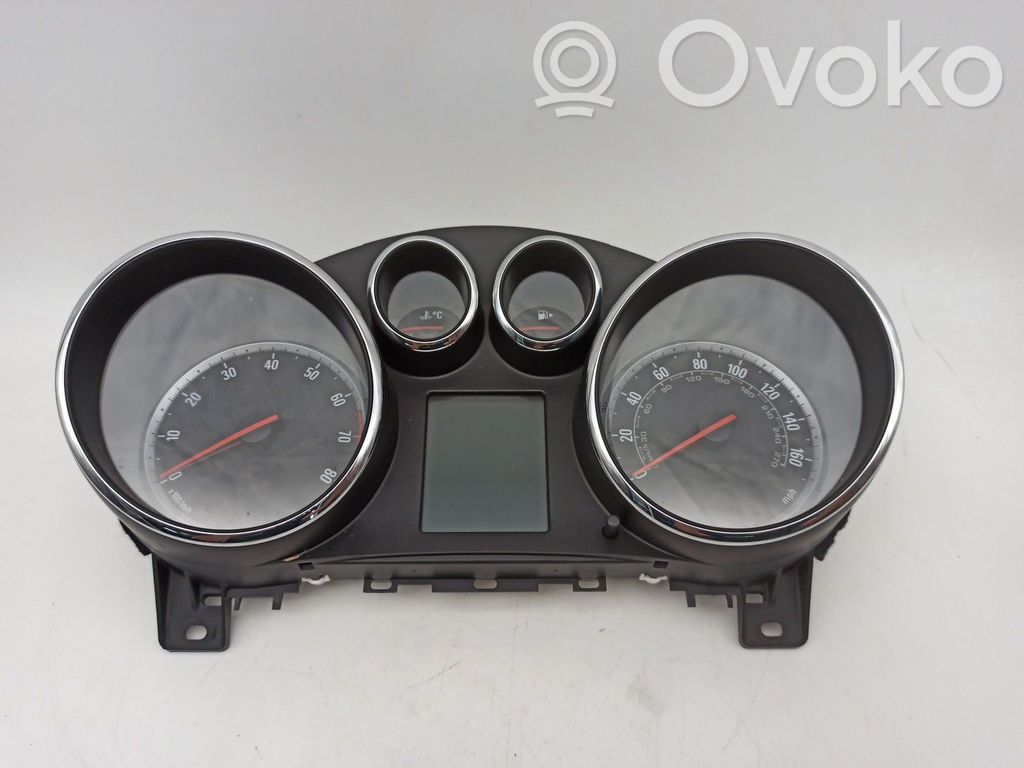Opel Astra J Speedometer (instrument cluster) 