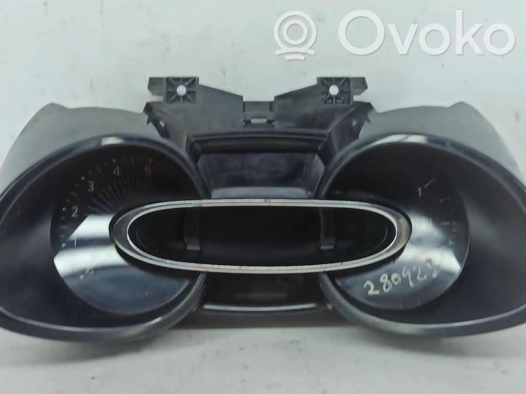 Renault Clio IV Speedometer (instrument cluster) 