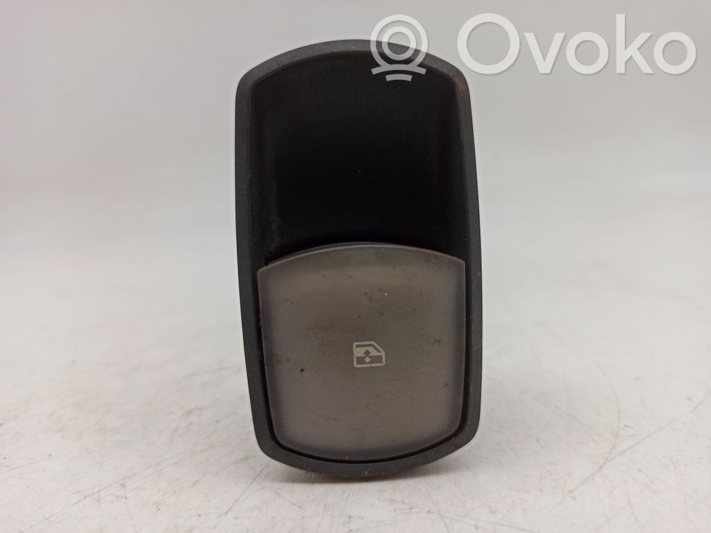 Electric window control switch   13206806RT