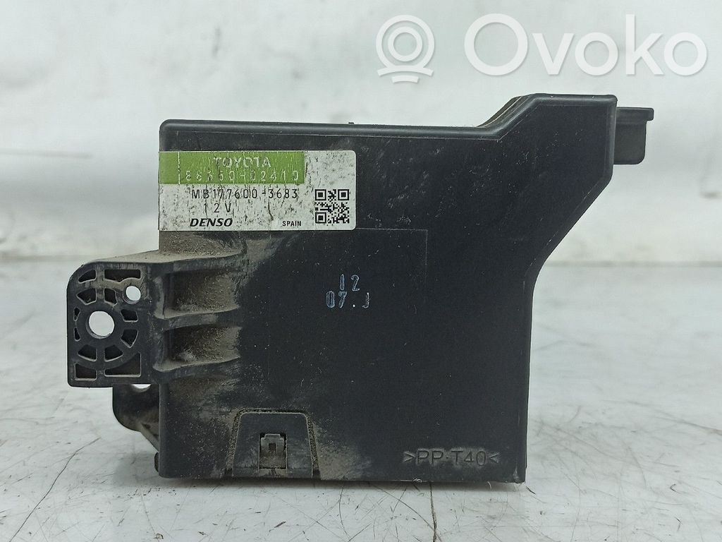 Unidad de control/módulo del motor   MB1776003683