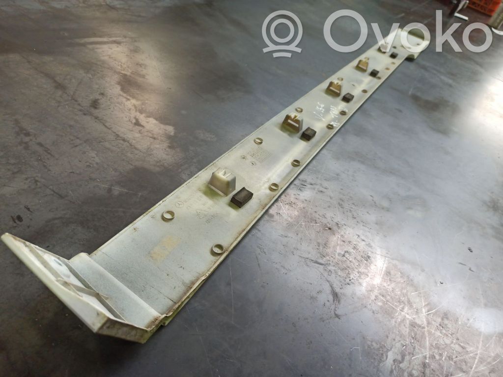 Mercedes-Benz Vito Viano W639 Rivestimento passaruota posteriore