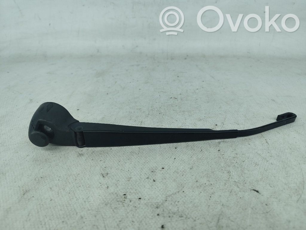 Brazo del limpiaparabrisas trasero   7M3955707