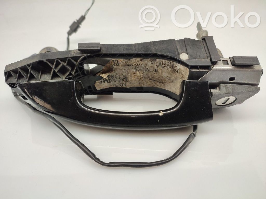 Etuoven ulkokahva   1K8837885E