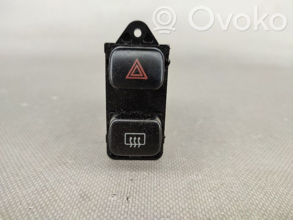 Botón interruptor de luz de peligro   157127