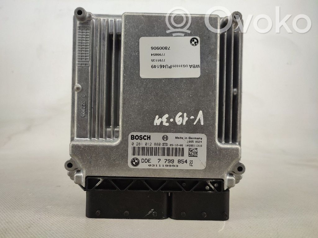 Calculateur moteur ECU   0281012880,7799854