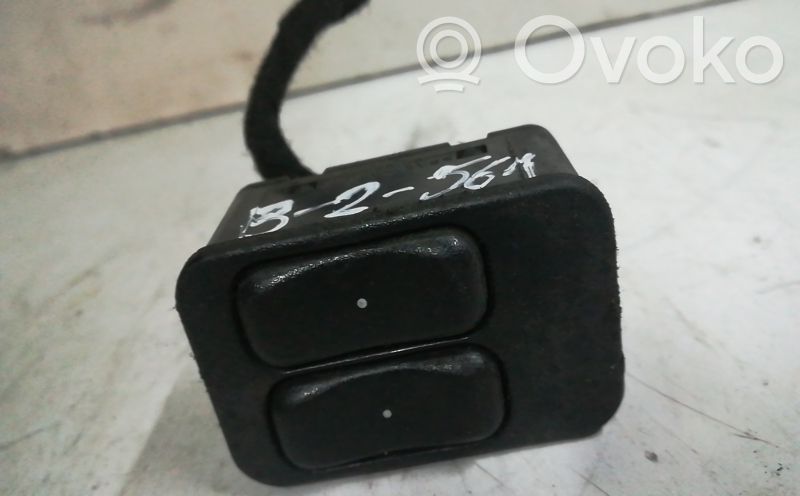 Opel Corsa C Przyciski szyb 