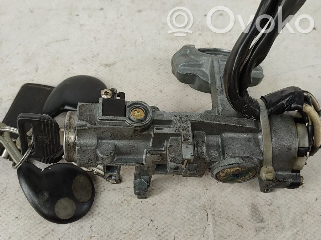 Honda CRX Užvedimo spynelė 