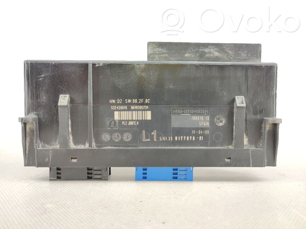 BMW 1 E82 E88 Dzinēja vadības bloks 