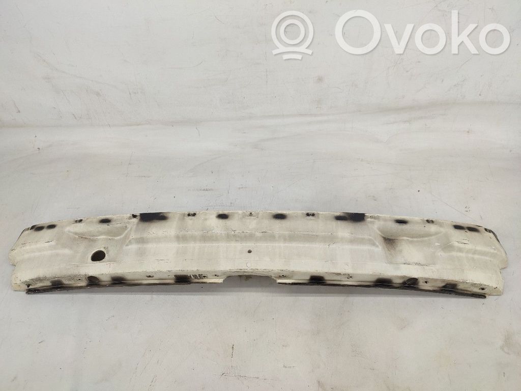 Galinis sustiprinimas bamperio   8146089