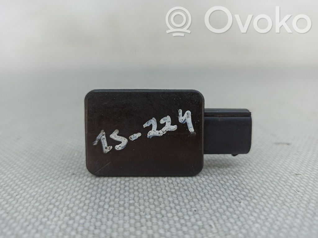 Mercedes-Benz A W176 Sensor 