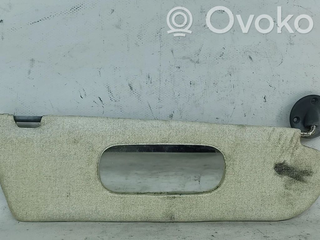 Sun visor