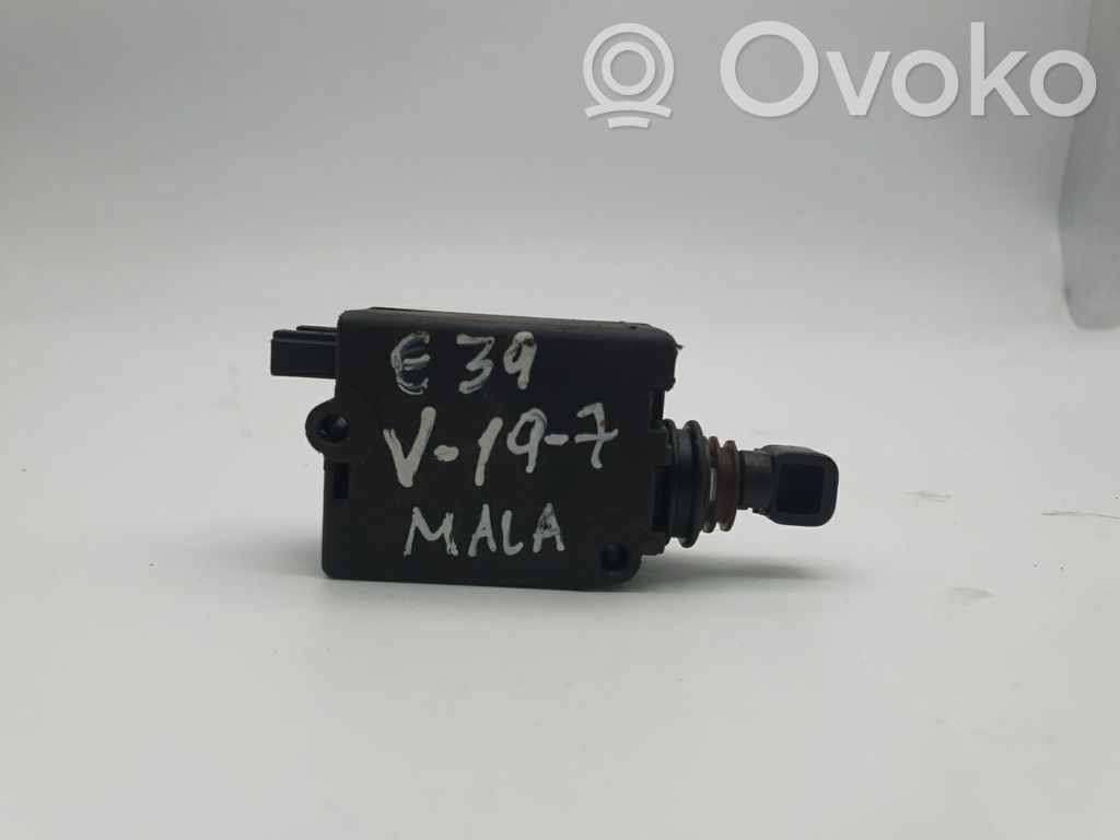 BMW 5 E39 Loading door lock 
