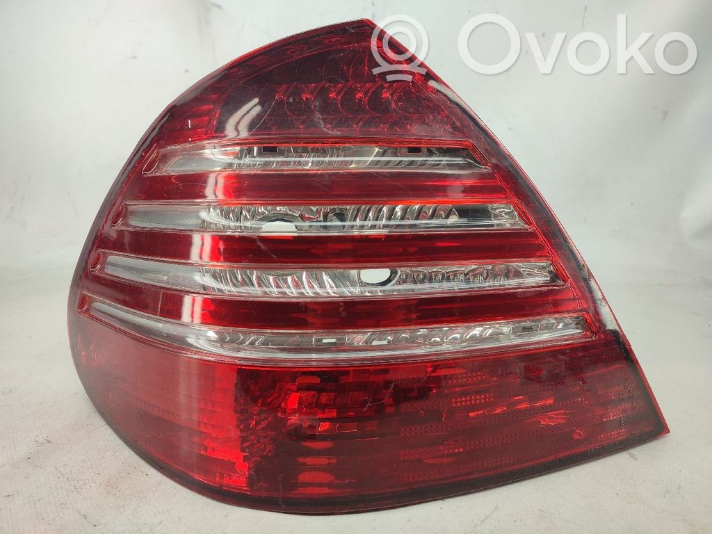 Mercedes-Benz E W211 Lampă spate în capacul portbagajului 