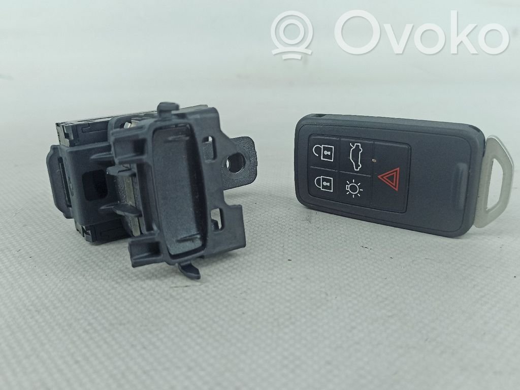 Volvo V40 Stacyjka