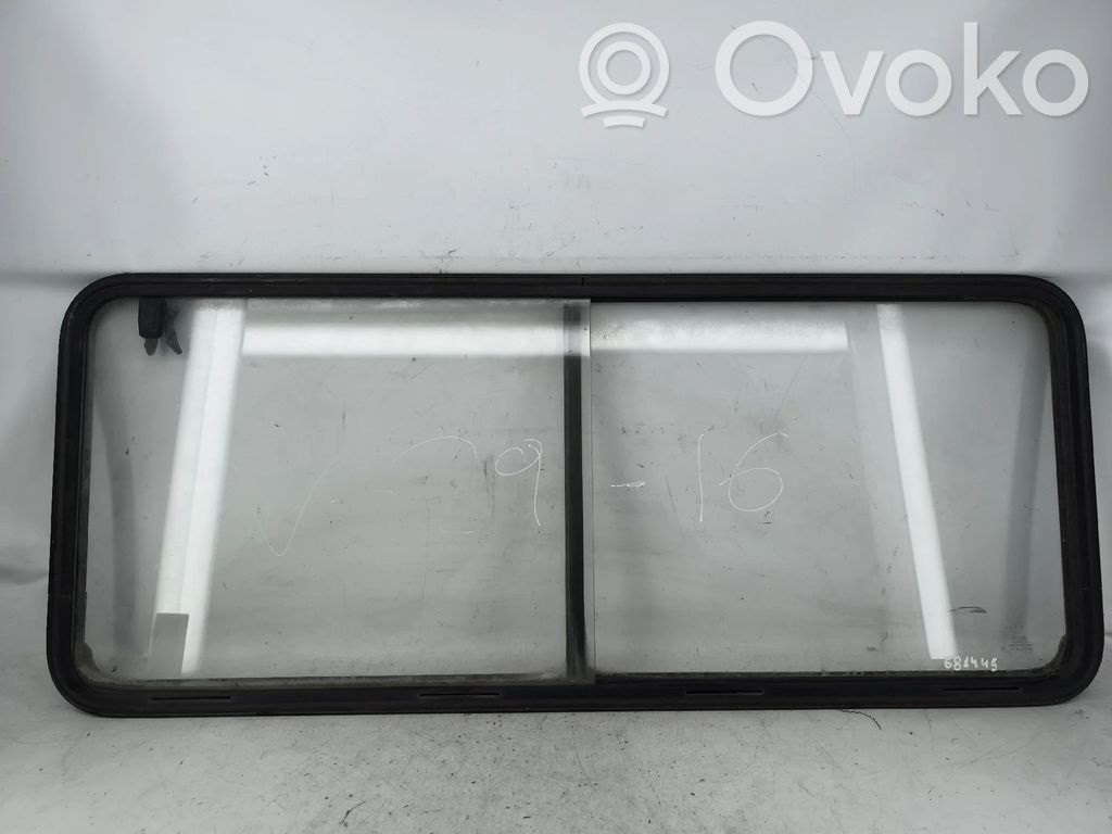 Vidrio lateral trasero   43R000981