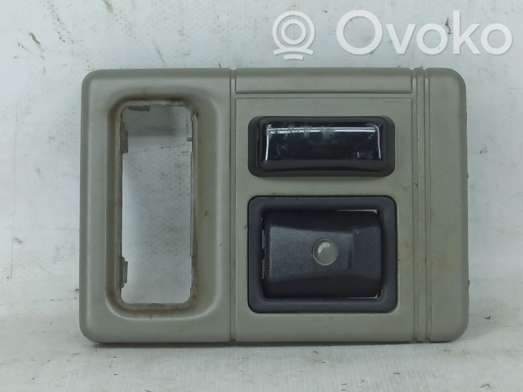 Peugeot 106 Headlining lighting console trim 