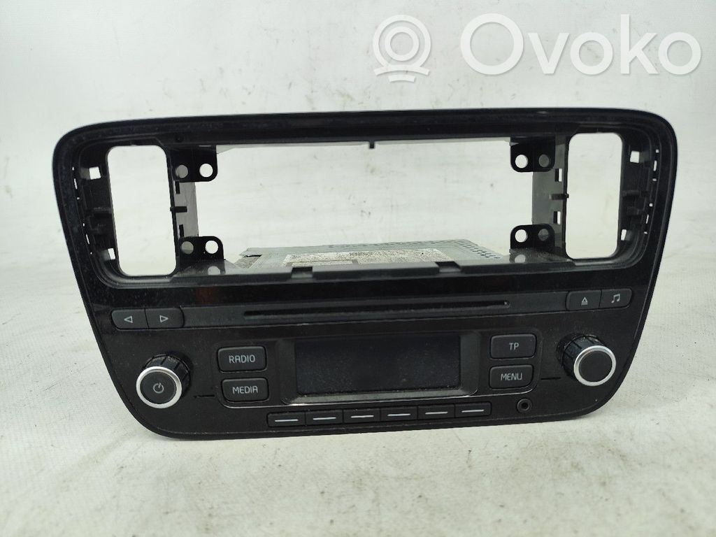 Radio / CD-Player / DVD-Player / Navigation   1S0035156,MFVW105A