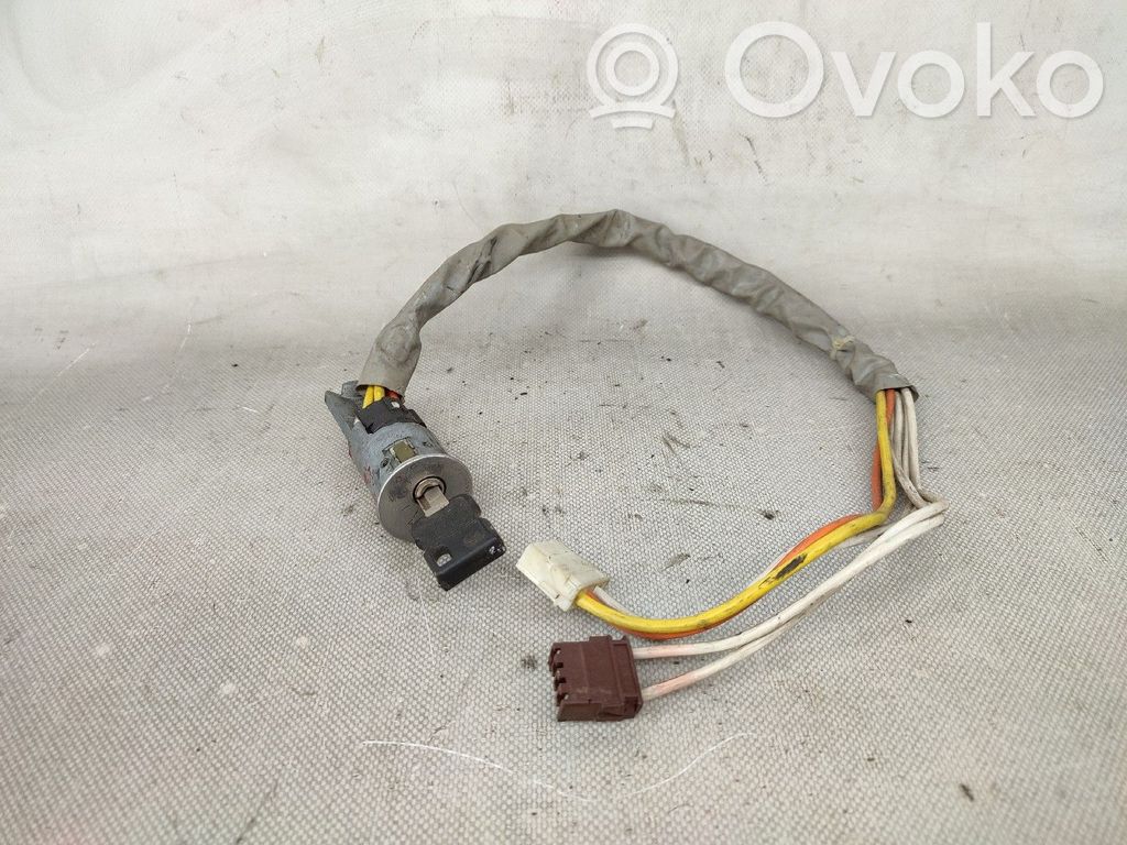 Peugeot 309 Verrouillage de commutateur d'allumage