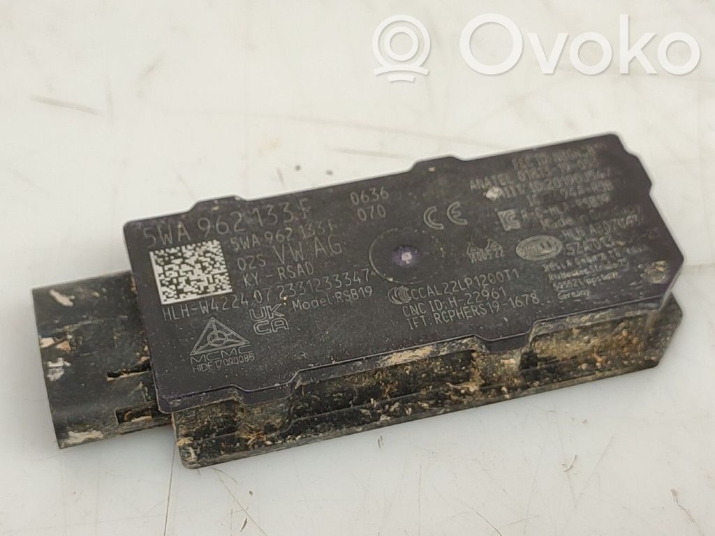 Unidad de control/módulo del motor   5ZA013855