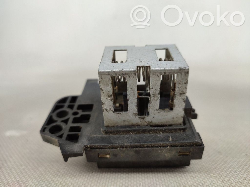 Renault Twingo III Motor aerotermă/rezistor ventilator 