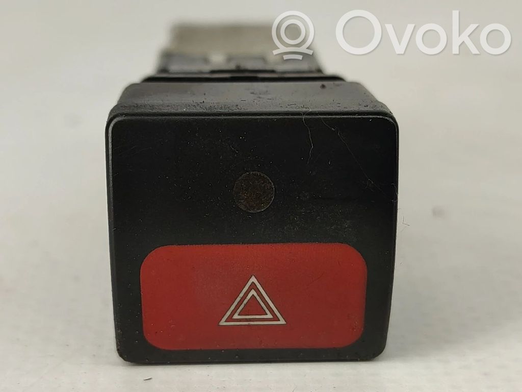 Hazard light switch   96338661